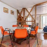In Alfama, Near Metro & Cafes - Ttl126 * Lizbona