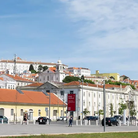 In Alfama, Near Metro & Cafes - Ttl126 Lizbona