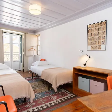 아파트 In Alfama, Near Metro & Cafes - Ttl126 *