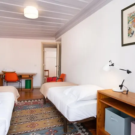 Daire In Alfama, Near Metro & Cafes - Ttl126 Lisboa